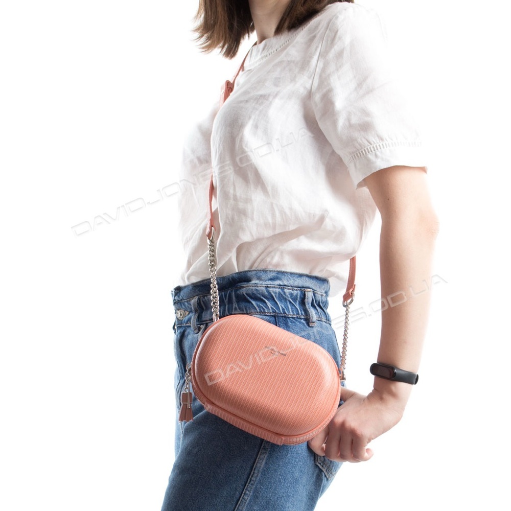 Compact Coral-Peach Crossbody Bag with Chain Strap